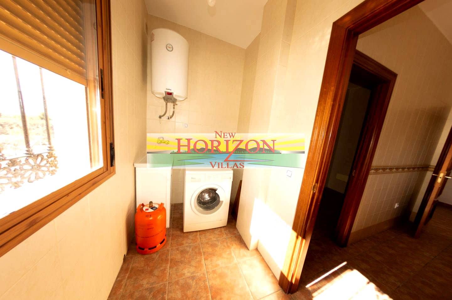 3 makuuhuone Huvila vuokrattavana paikassa Tijola - 1 000 € (Ref: 9374616)