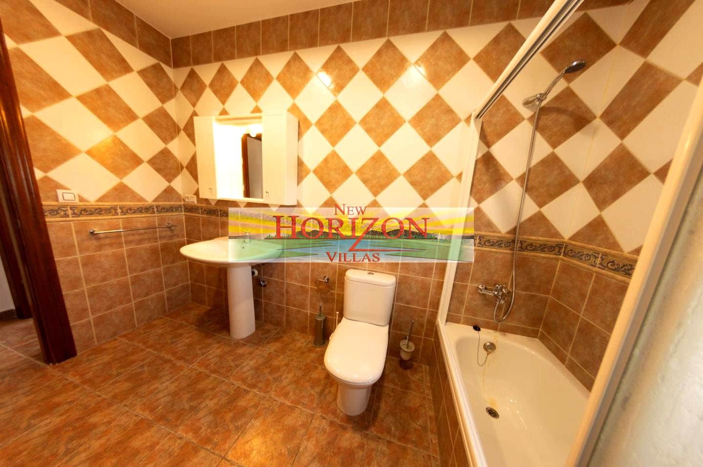 3 makuuhuone Huvila vuokrattavana paikassa Tijola - 1 000 € (Ref: 9374616)