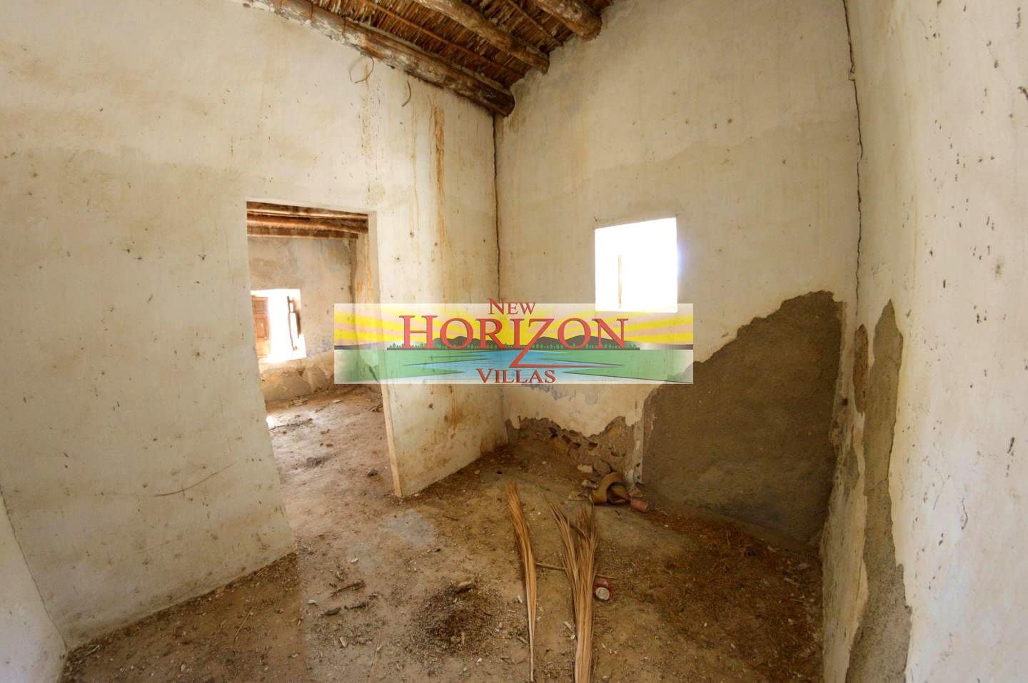 4 bedroom Finca/Country House for sale in Huercal-Overa - € 38,000 (Ref: 9383925)