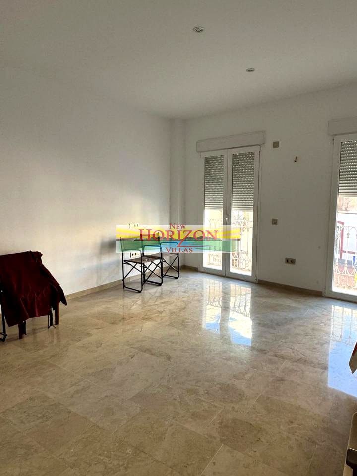 5 soveværelse Lejlighed til salg i Cuevas del Almanzora - € 200.000 (Ref: 9421587)