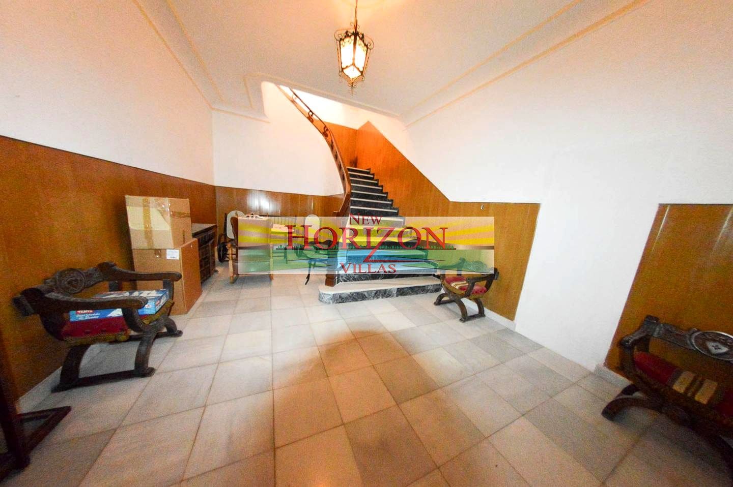 5 bedroom Villa for sale in Cuevas del Almanzora - € 200,000 (Ref: 9432396)