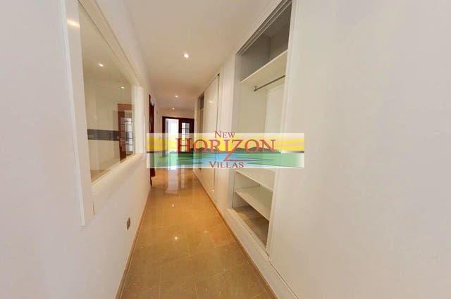 Piso de 4 habitaciones en Cuevas del Almanzora en venta - 180.000 € (Ref: 9432481)