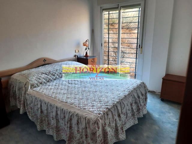 3 soveværelse Lejlighed til salg i Macael - € 85.000 (Ref: 9436390)