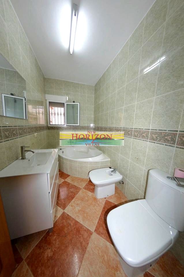 3 bedroom Villa for rent in Albox - € 800 (Ref: 9436391)