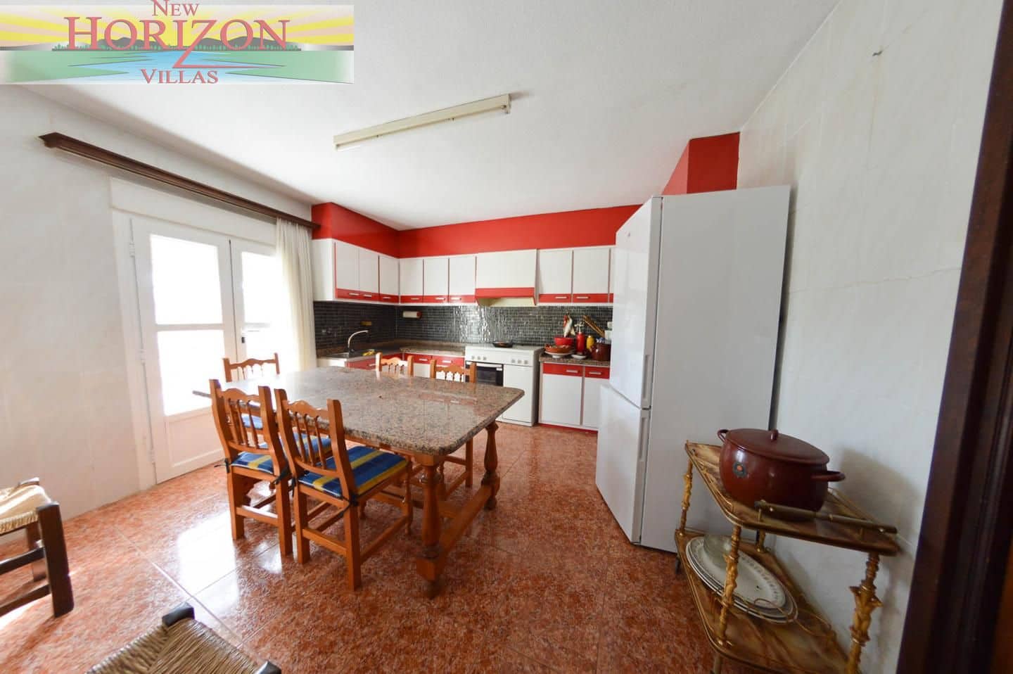 5 bedroom Villa for sale in Arboleas - € 350,000 (Ref: 9475681)