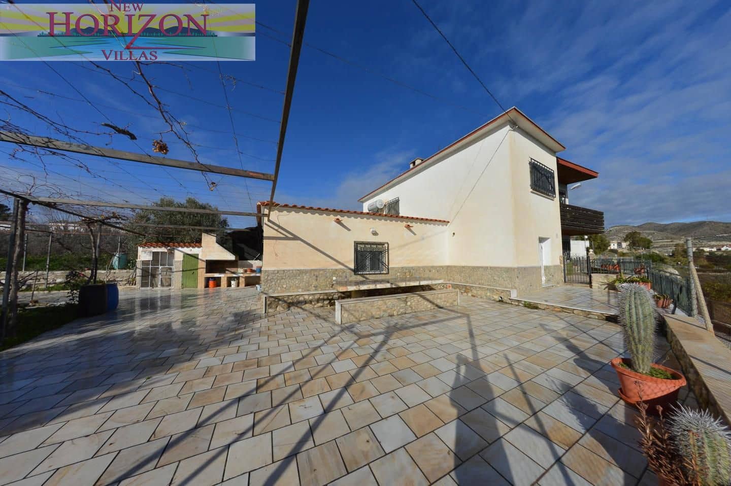 5 bedroom Villa for sale in Arboleas - € 350,000 (Ref: 9475681)