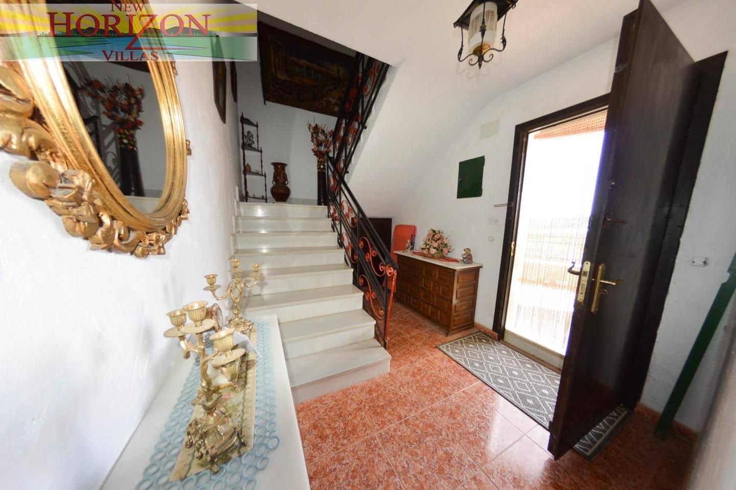 5 bedroom Villa for sale in Arboleas - € 350,000 (Ref: 9475681)