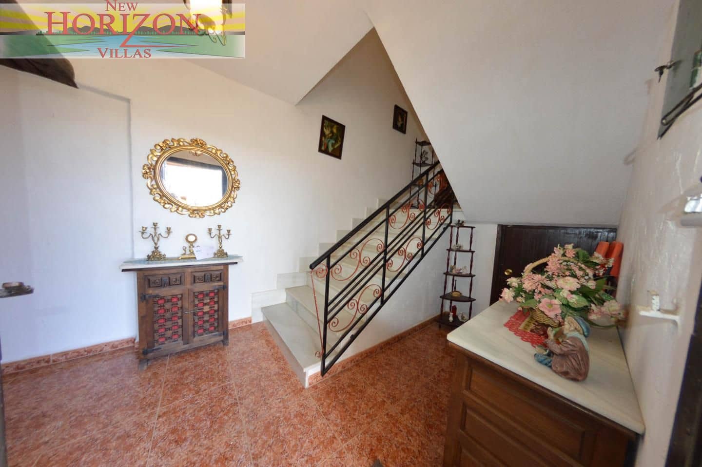 5 bedroom Villa for sale in Arboleas - € 350,000 (Ref: 9475681)