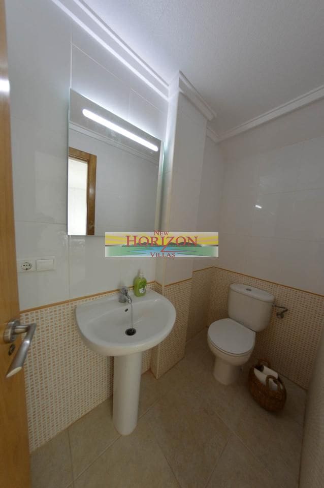 2 soveværelse Lejlighed til salg i La Alfoquia med swimmingpool - € 104.000 (Ref: 9539492)