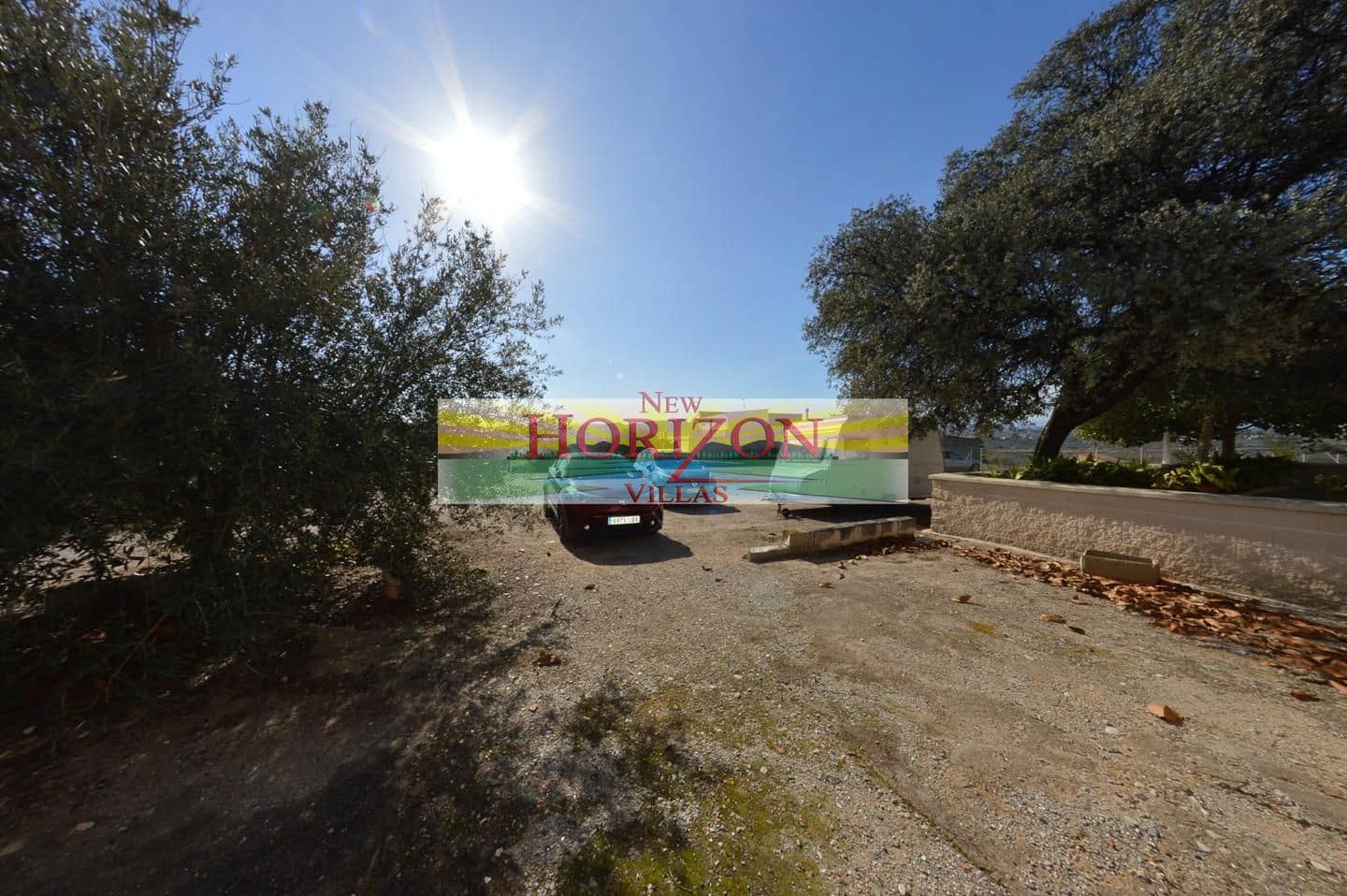 4 bedroom Villa for sale in La Concepcion - € 105,000 (Ref: 9542119)