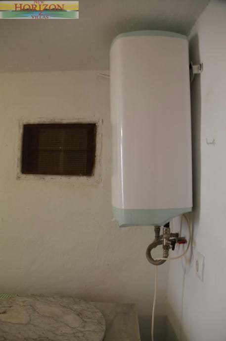 3 bedroom Flat for sale in Albanchez - € 50,000 (Ref: 9545908)