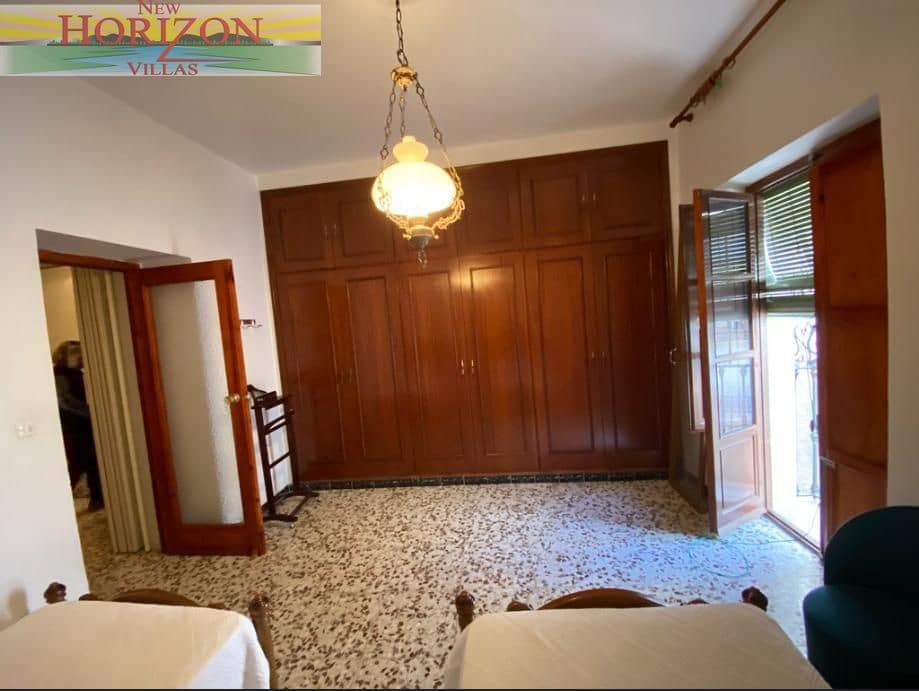 3 bedroom Flat for sale in Albanchez - € 50,000 (Ref: 9545908)