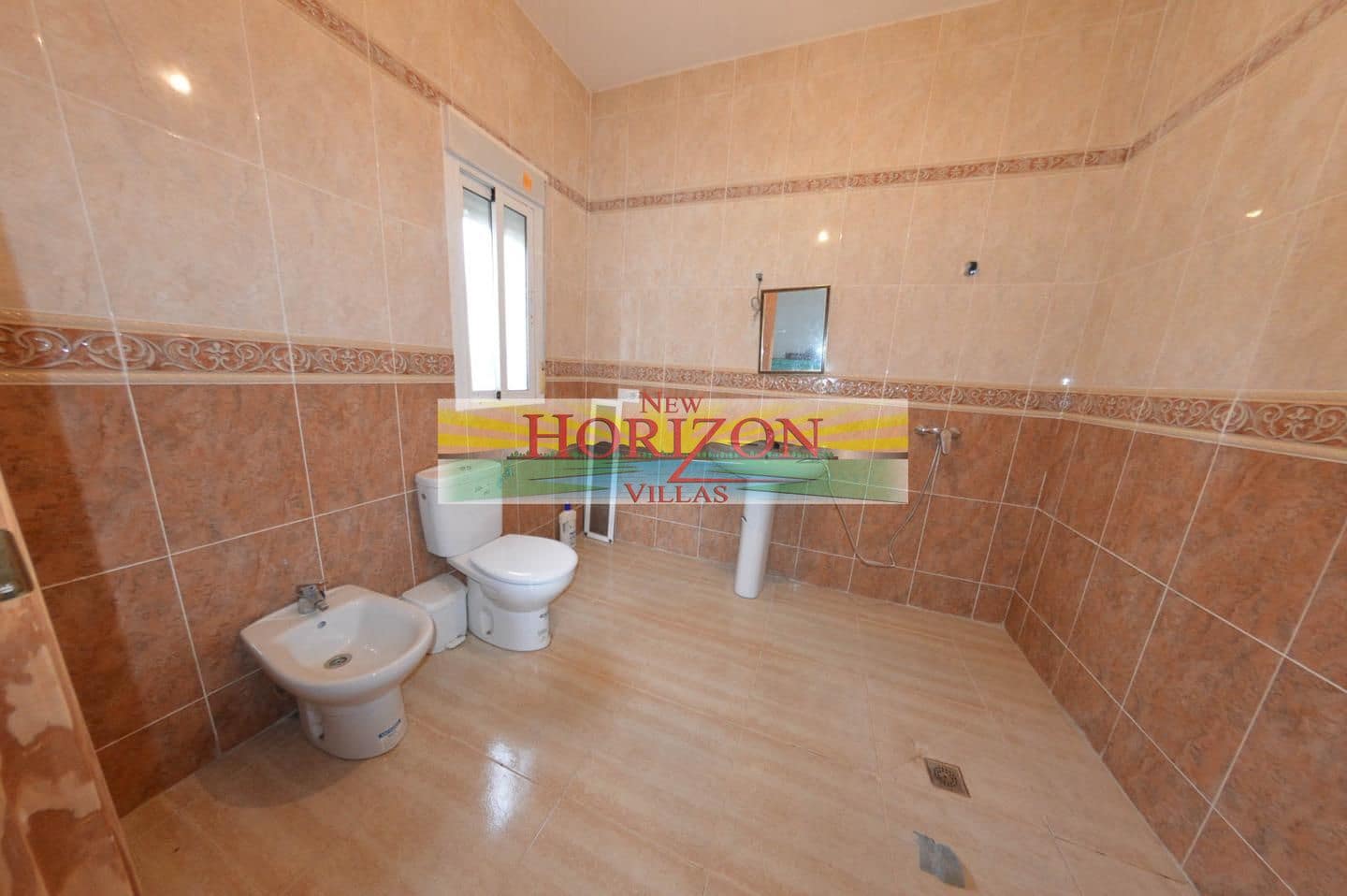 4 bedroom Finca/Country House for rent in Arboleas with garage - € 700 (Ref: 9563829)