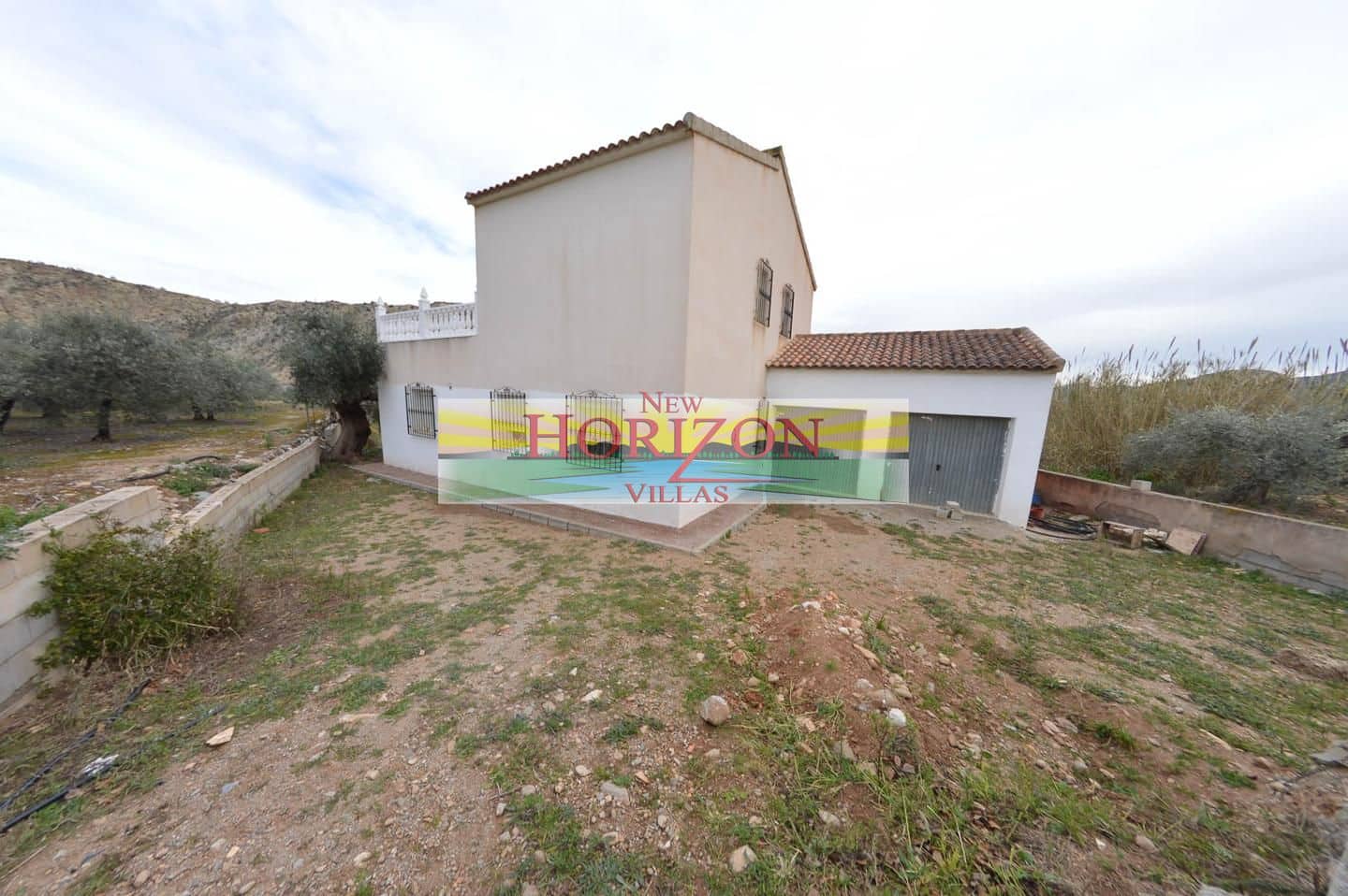 4 bedroom Finca/Country House for rent in Arboleas with garage - € 700 (Ref: 9563829)