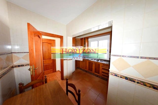 3 bedroom Flat for rent in Mojácar - € 900 (Ref: 9598047)