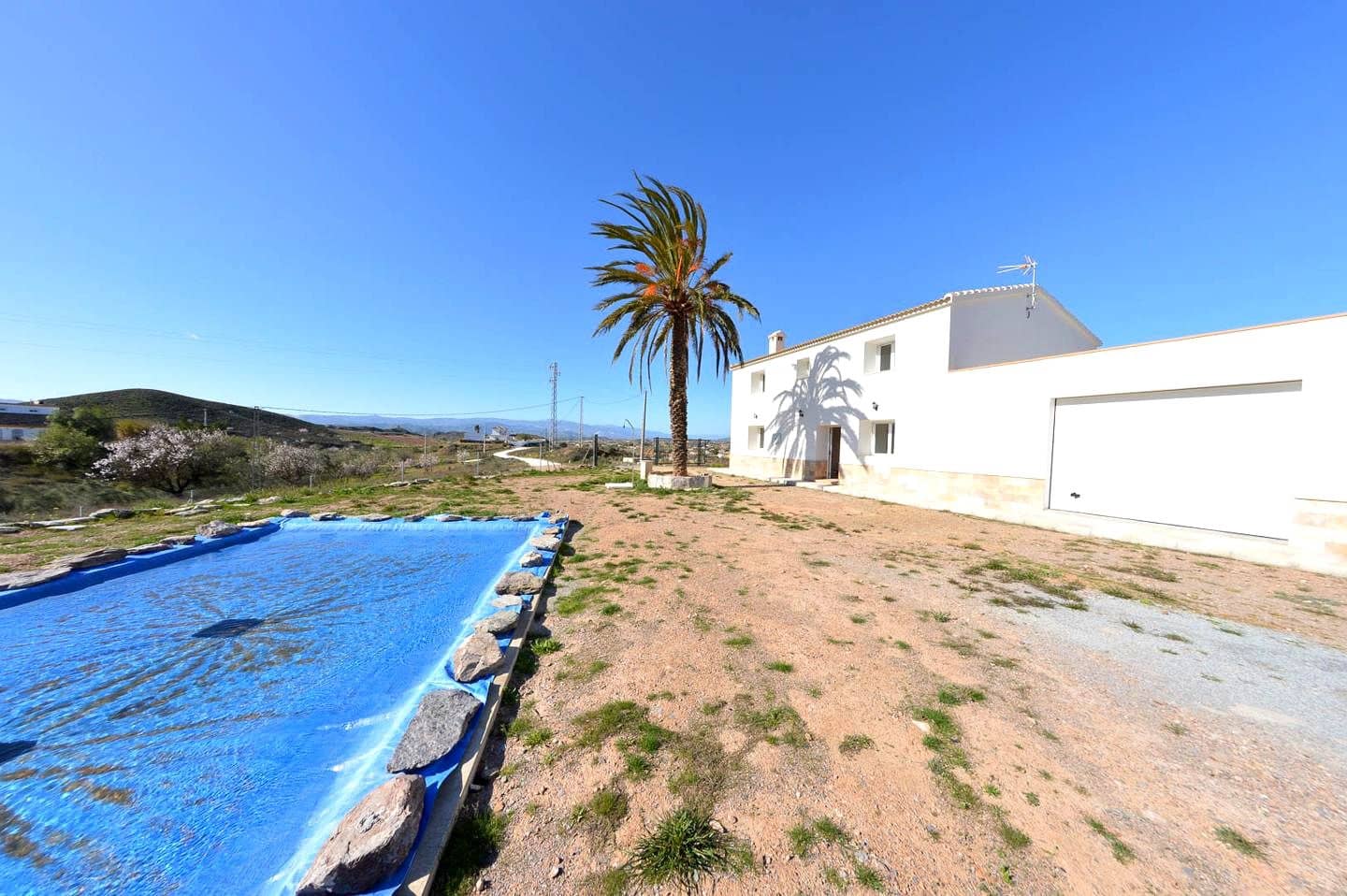 3 slaapkamer Villa te huur in Albox - € 900 (Ref: 9598048)