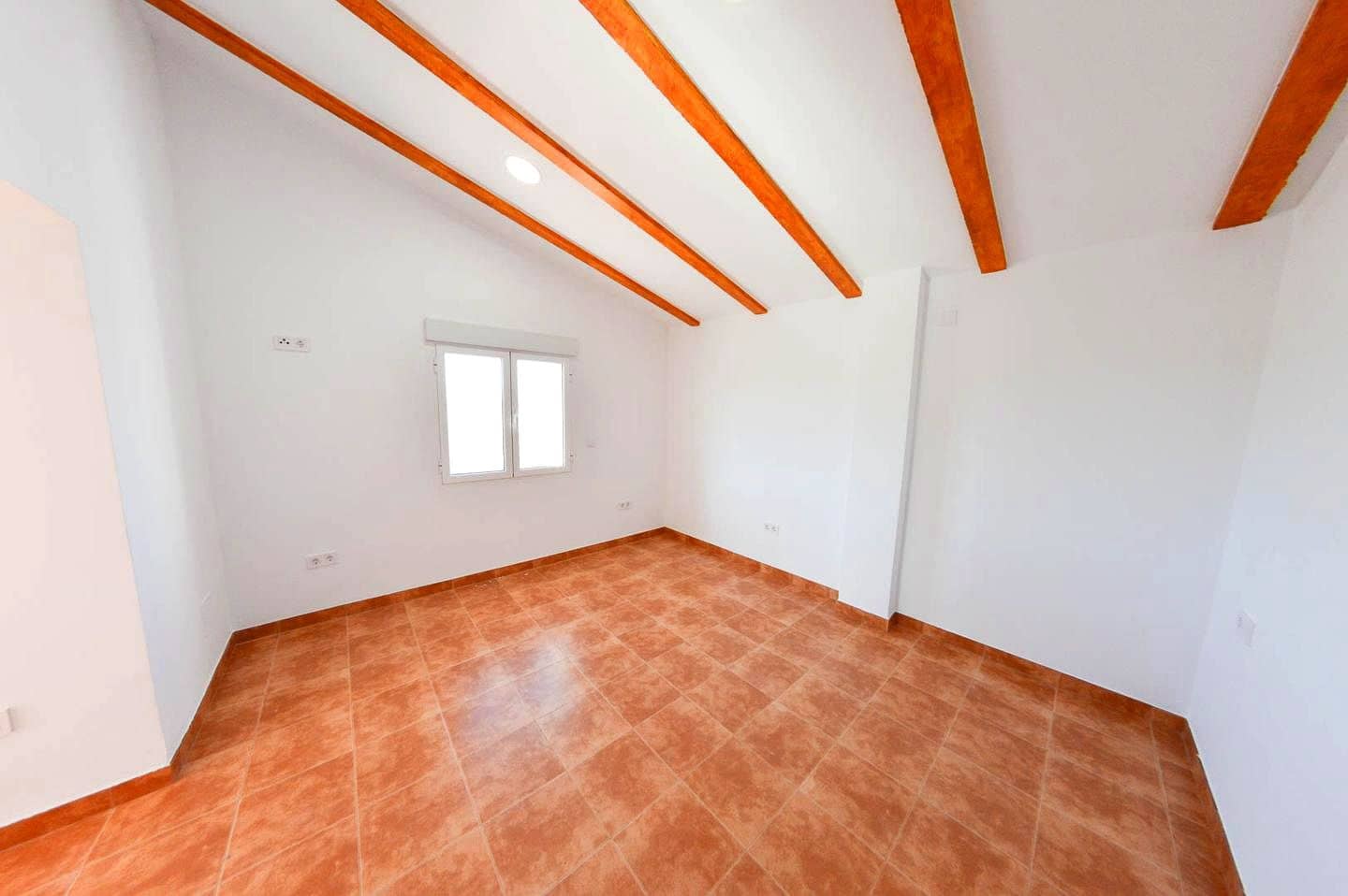 3 slaapkamer Villa te huur in Albox - € 900 (Ref: 9598048)