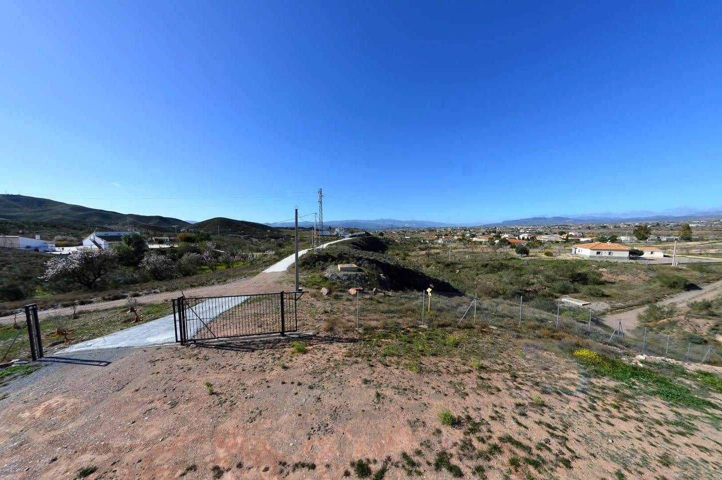 3 slaapkamer Villa te huur in Albox - € 900 (Ref: 9598048)