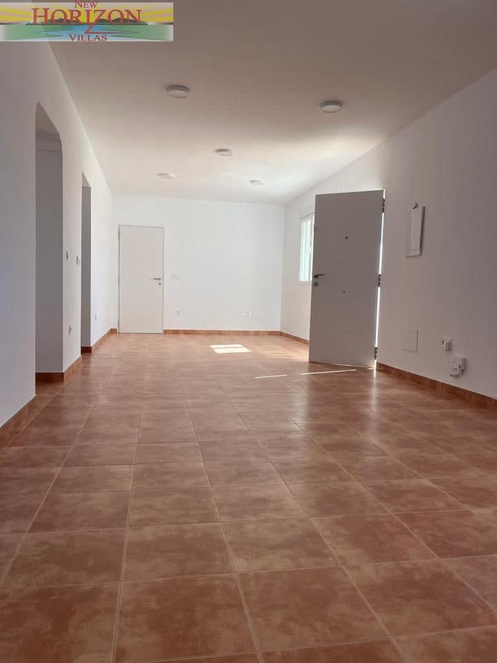 4 makuuhuone Huvila vuokrattavana paikassa Albox mukana uima-altaan 
autotalli - 1 200 € (Ref: 9598048)