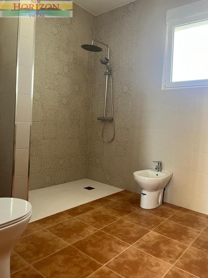 4 makuuhuone Huvila vuokrattavana paikassa Albox mukana uima-altaan 
autotalli - 1 200 € (Ref: 9598048)