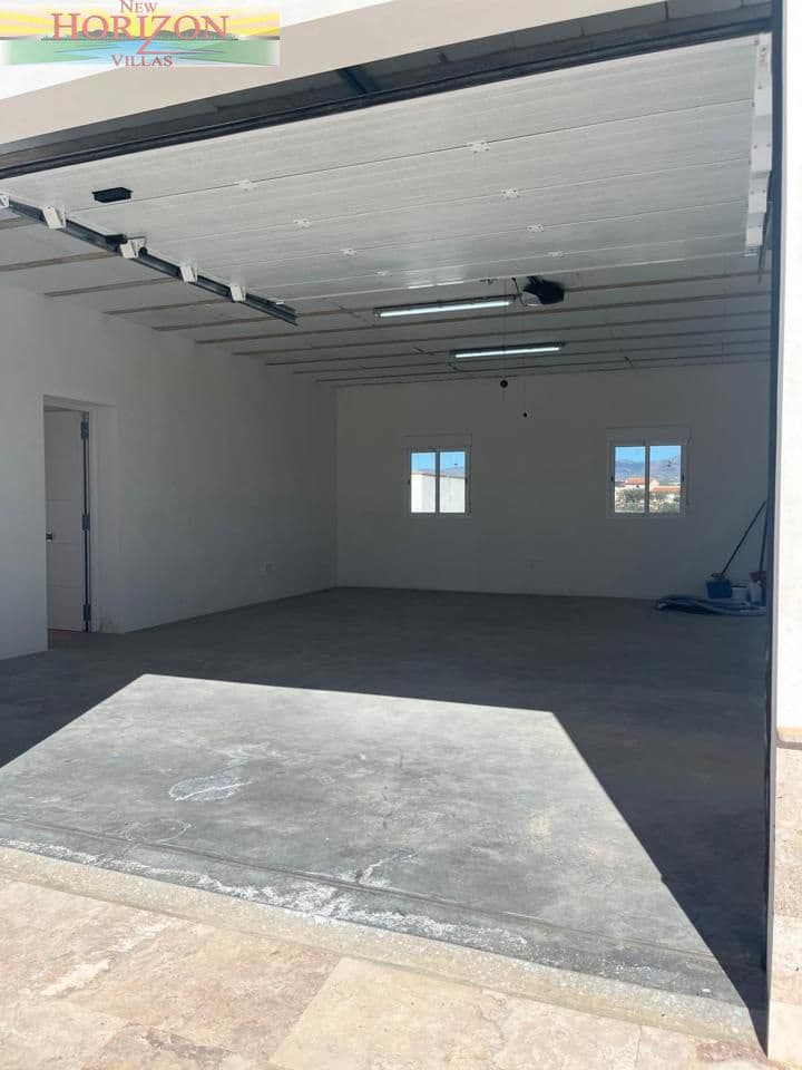 4 makuuhuone Huvila vuokrattavana paikassa Albox mukana uima-altaan 
autotalli - 1 200 € (Ref: 9598048)