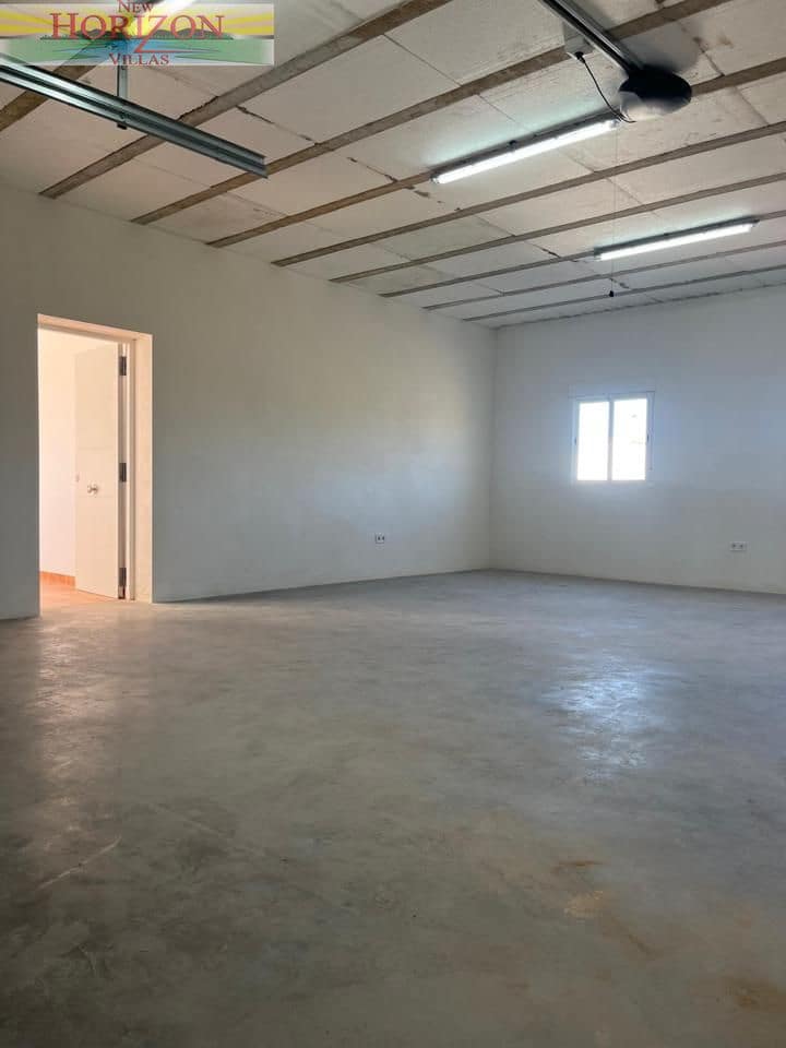 4 makuuhuone Huvila vuokrattavana paikassa Albox mukana uima-altaan 
autotalli - 1 200 € (Ref: 9598048)