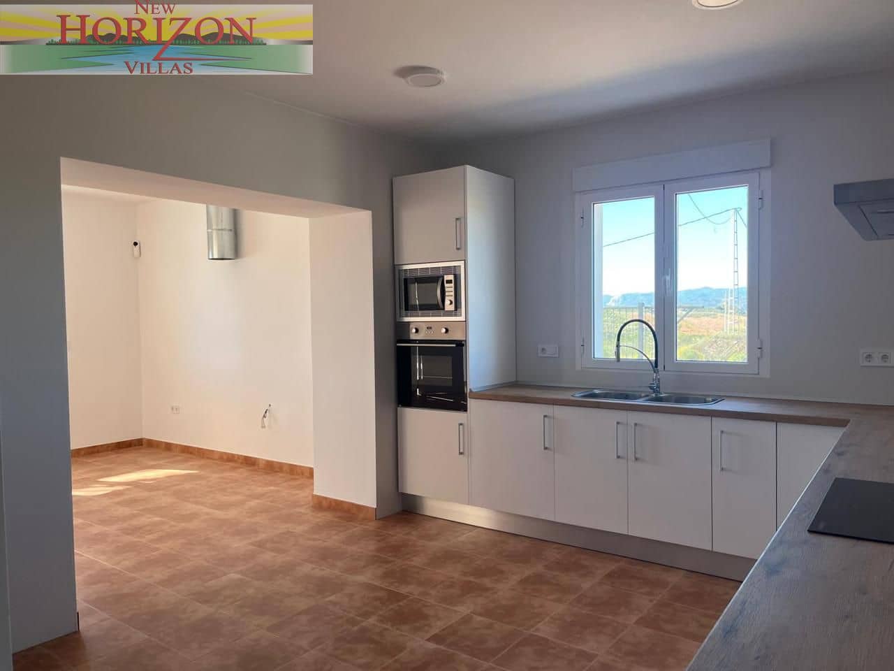 4 makuuhuone Huvila vuokrattavana paikassa Albox mukana uima-altaan 
autotalli - 1 200 € (Ref: 9598048)