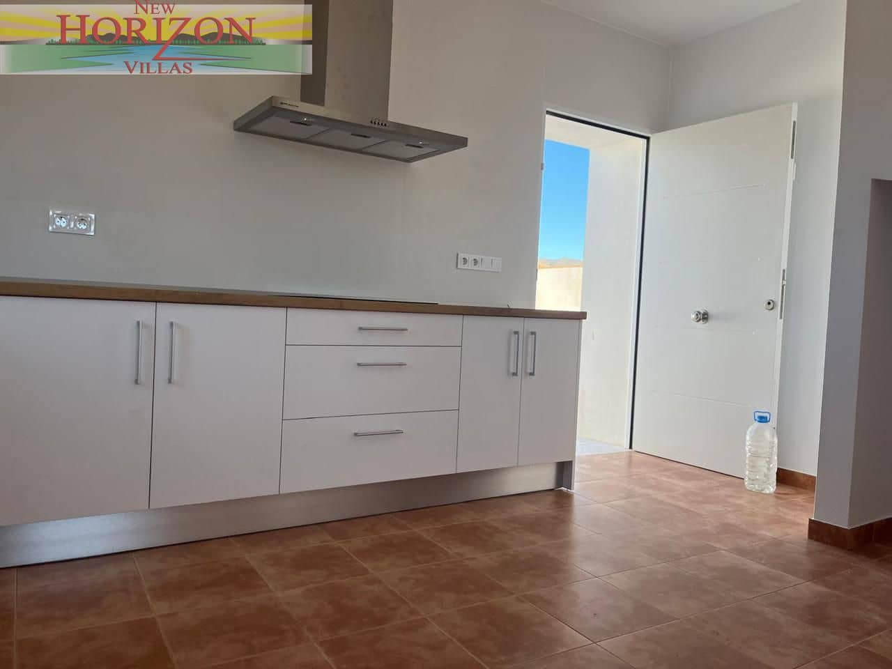 4 makuuhuone Huvila vuokrattavana paikassa Albox mukana uima-altaan 
autotalli - 1 200 € (Ref: 9598048)