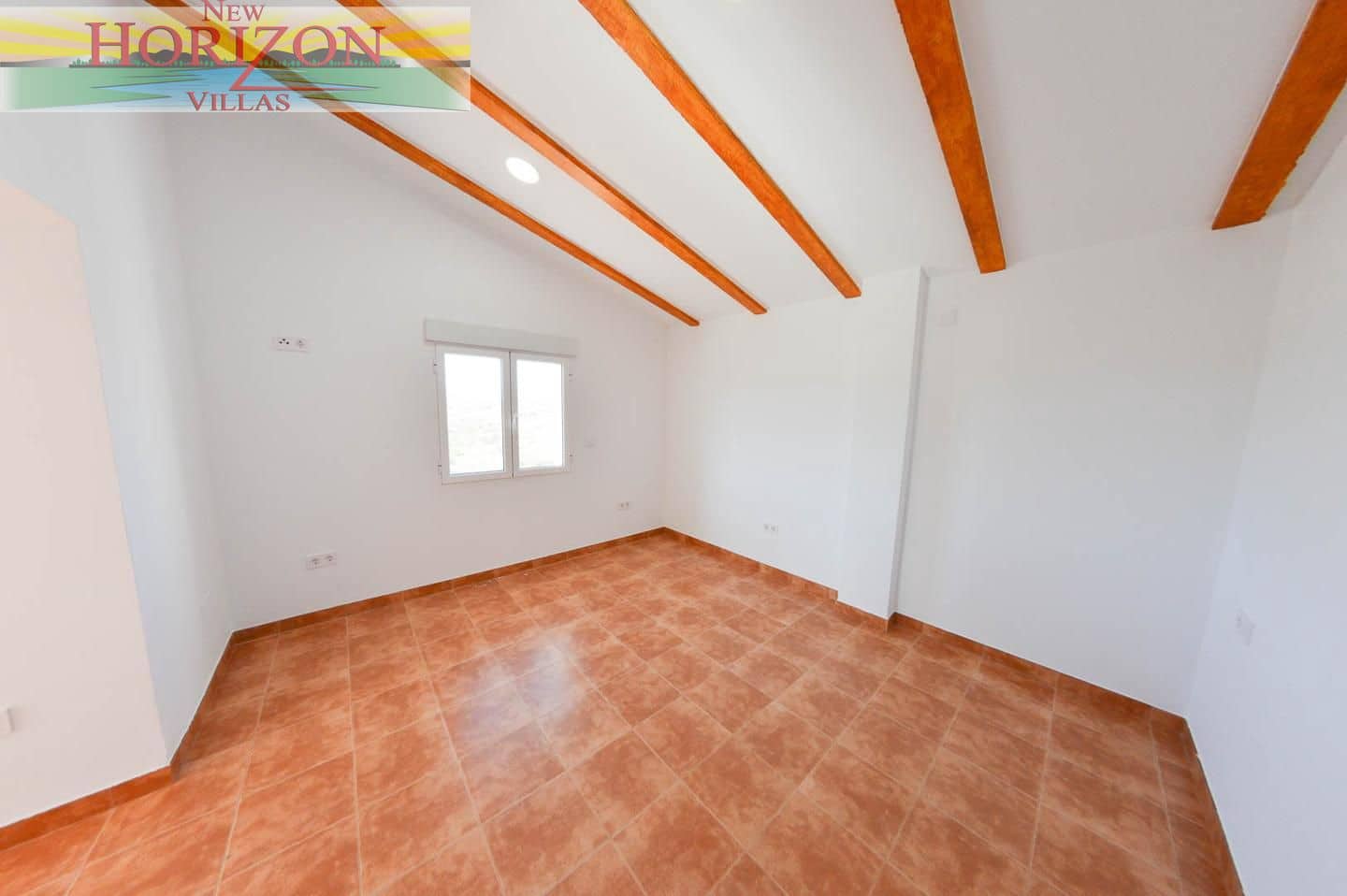 4 makuuhuone Huvila vuokrattavana paikassa Albox mukana uima-altaan 
autotalli - 1 200 € (Ref: 9598048)