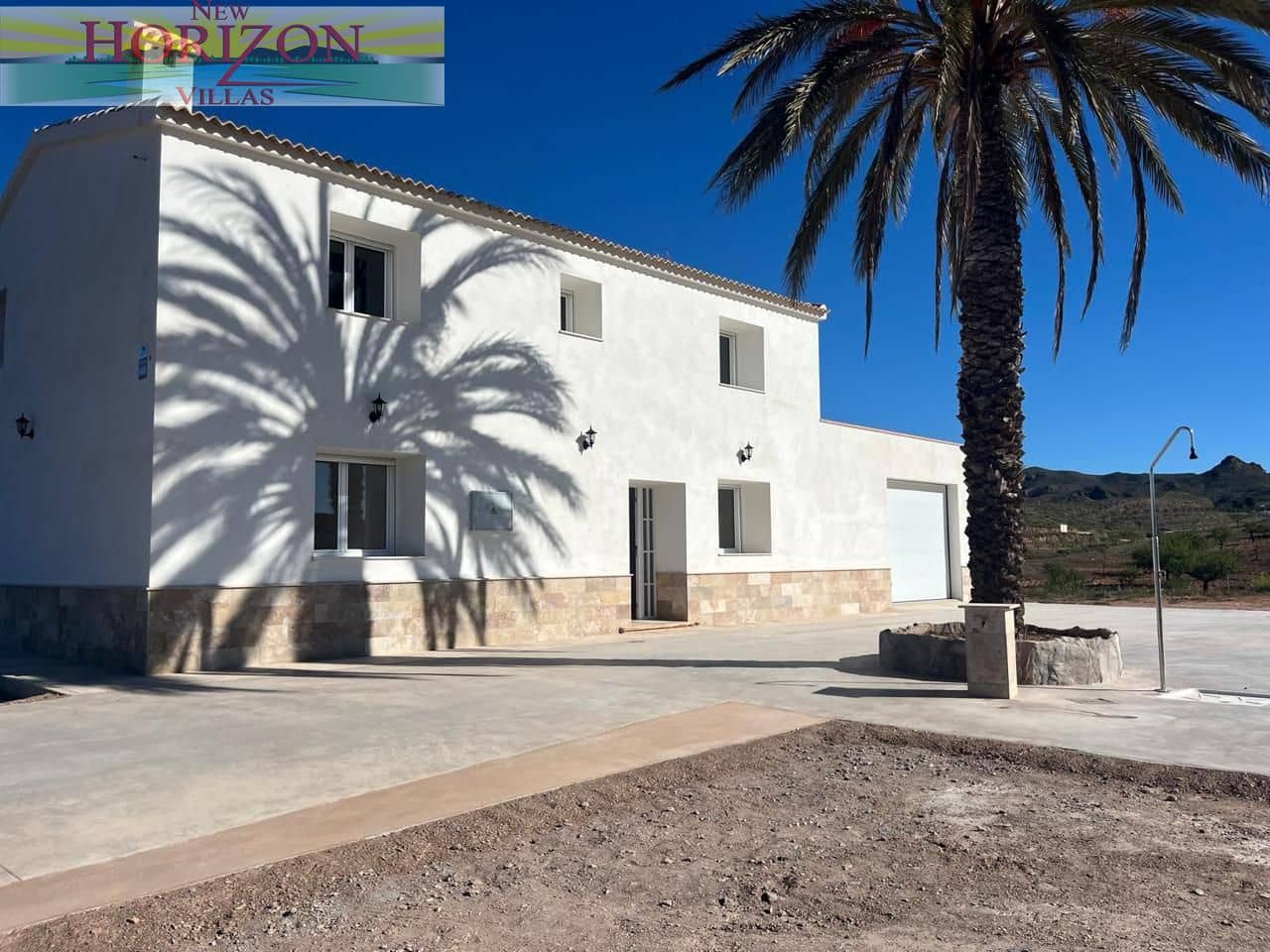 4 makuuhuone Huvila vuokrattavana paikassa Albox mukana uima-altaan 
autotalli - 1 200 € (Ref: 9598048)