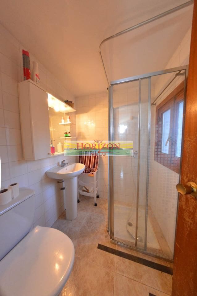 7 slaapkamer Flat te koop in Albox met garage - € 450.000 (Ref: 9628341)