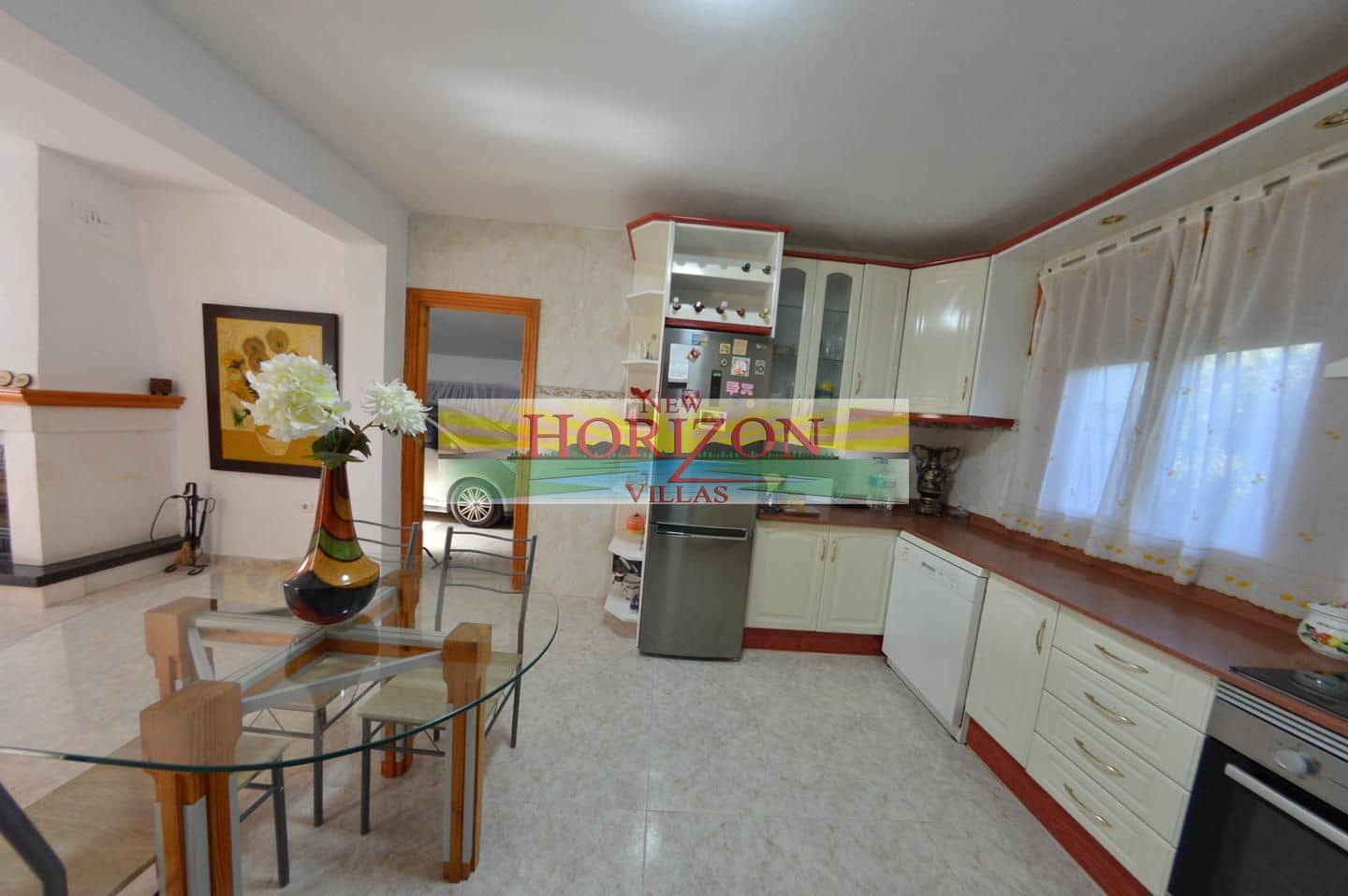 7 slaapkamer Flat te koop in Albox met garage - € 450.000 (Ref: 9628341)