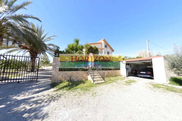 7 slaapkamer Flat te koop in Albox met garage - € 450.000 (Ref: 9628341)