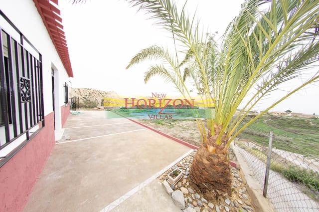 4 soveværelse Villa til leje i Huércal-Overa - € 600 (Ref: 9650551)