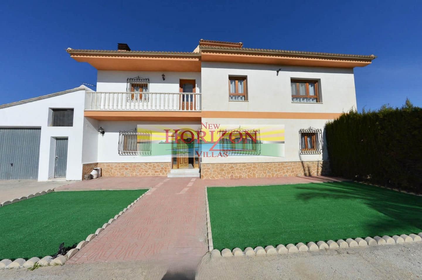 7 slaapkamer Villa te koop in Albox met garage - € 450.000 (Ref: 9667127)