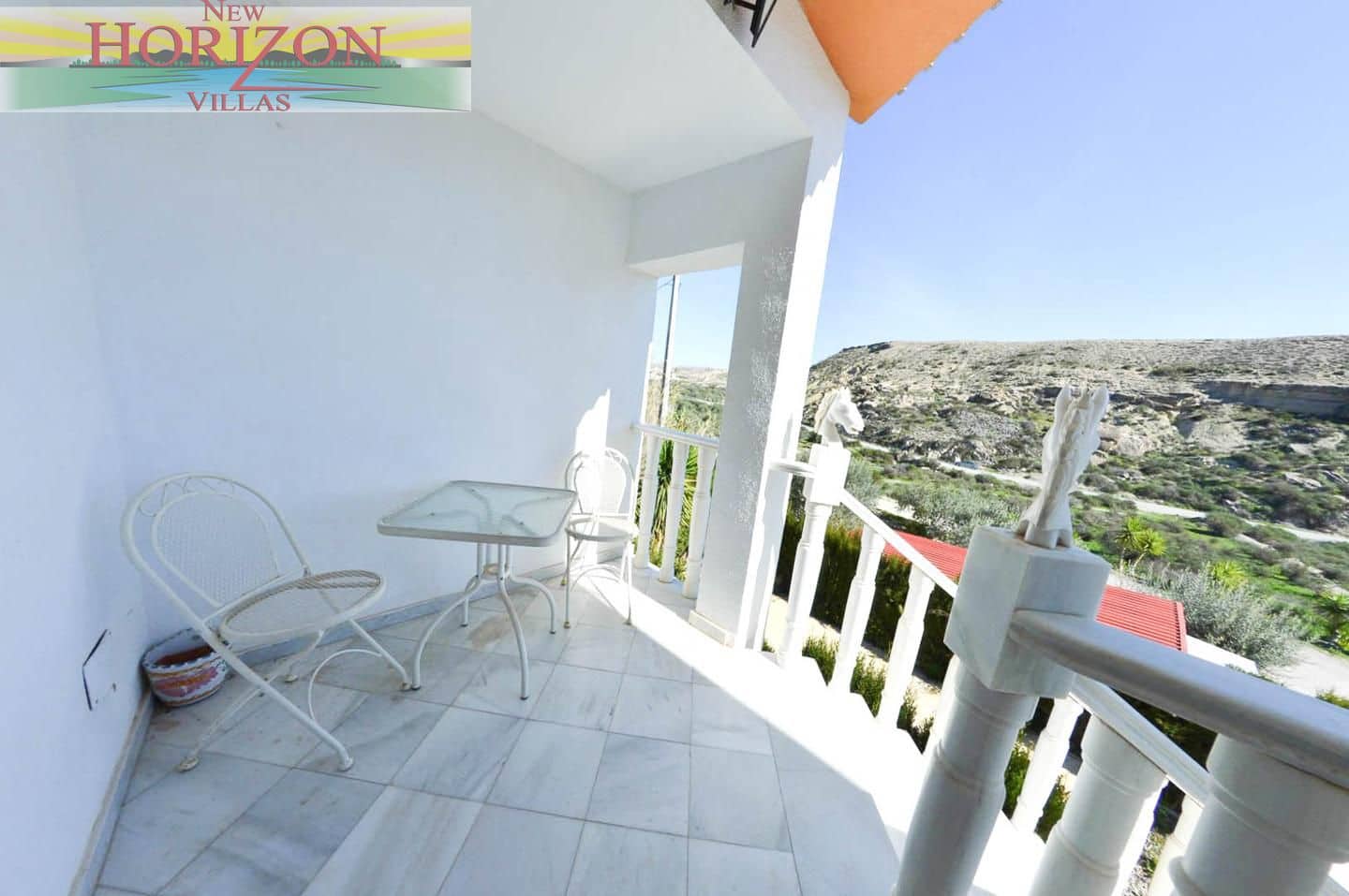 7 bedroom Villa for sale in Albox with garage - € 295,000 (Ref: 9667127)