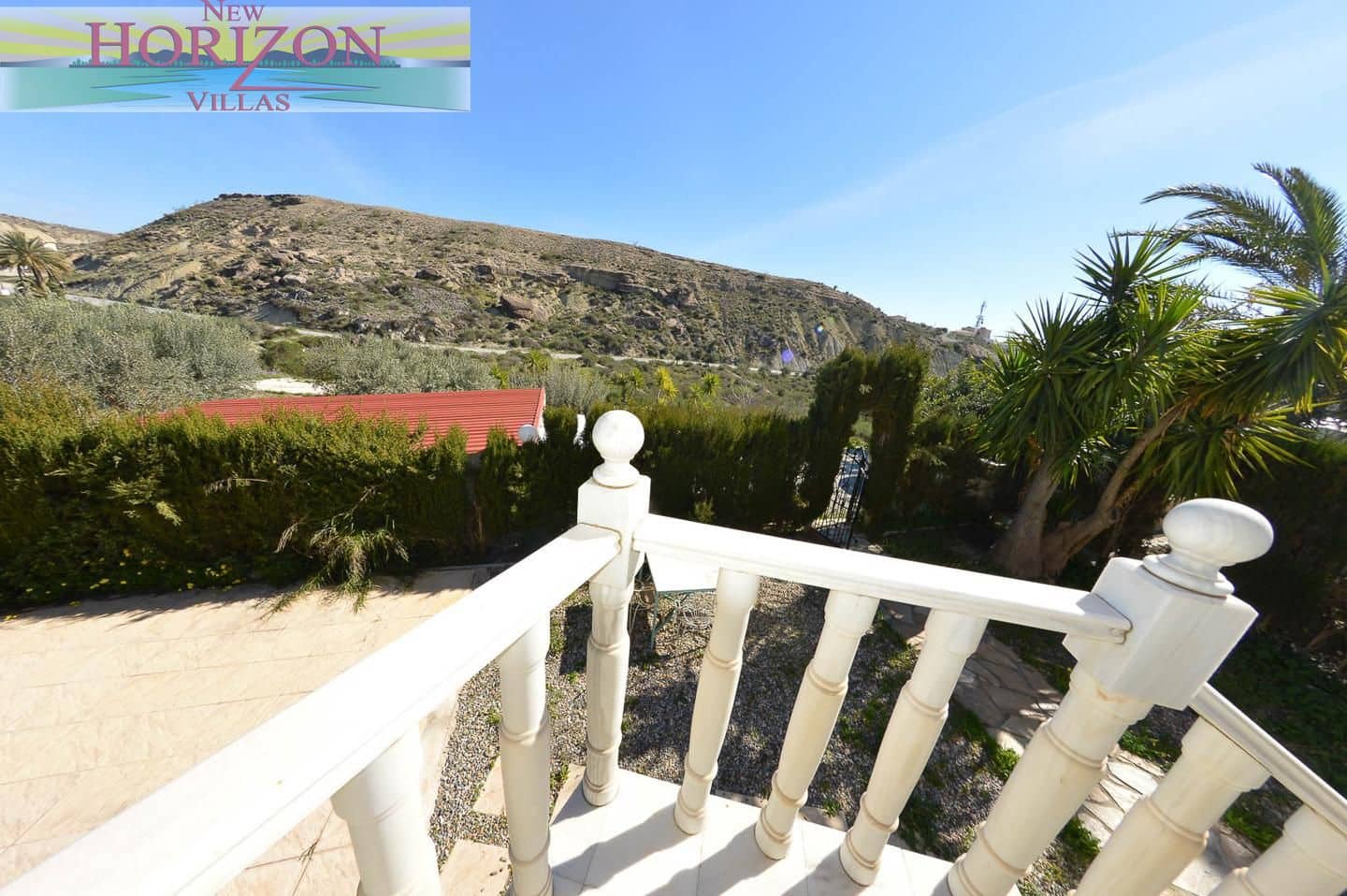 7 bedroom Villa for sale in Albox with garage - € 295,000 (Ref: 9667127)