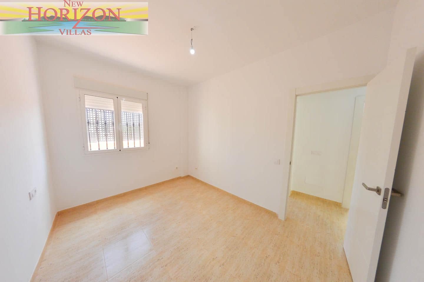 4 bedroom Bungalow for sale in La Alfoquia - € 165,000 (Ref: 9723566)