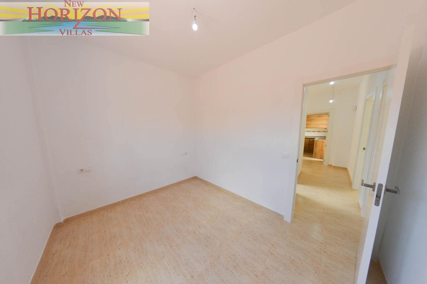 4 bedroom Bungalow for sale in La Alfoquia - € 165,000 (Ref: 9723566)