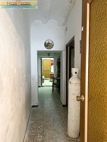 Chalet de 3 habitaciones en Fines en venta - 28.000 € (Ref: 9724892)