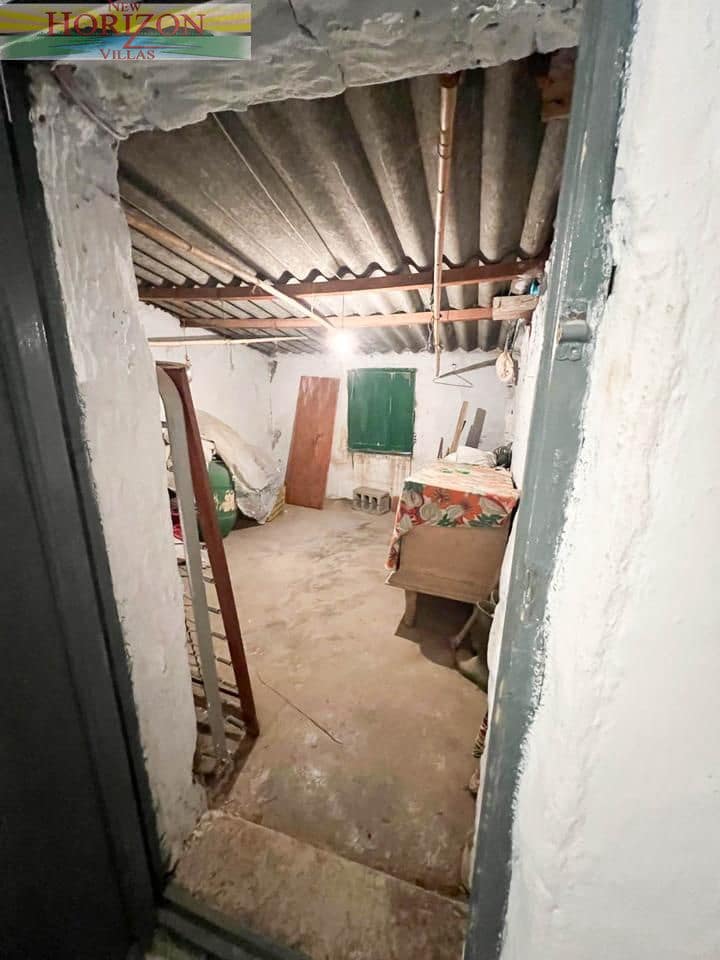 Chalet de 3 habitaciones en Fines en venta - 28.000 € (Ref: 9724892)