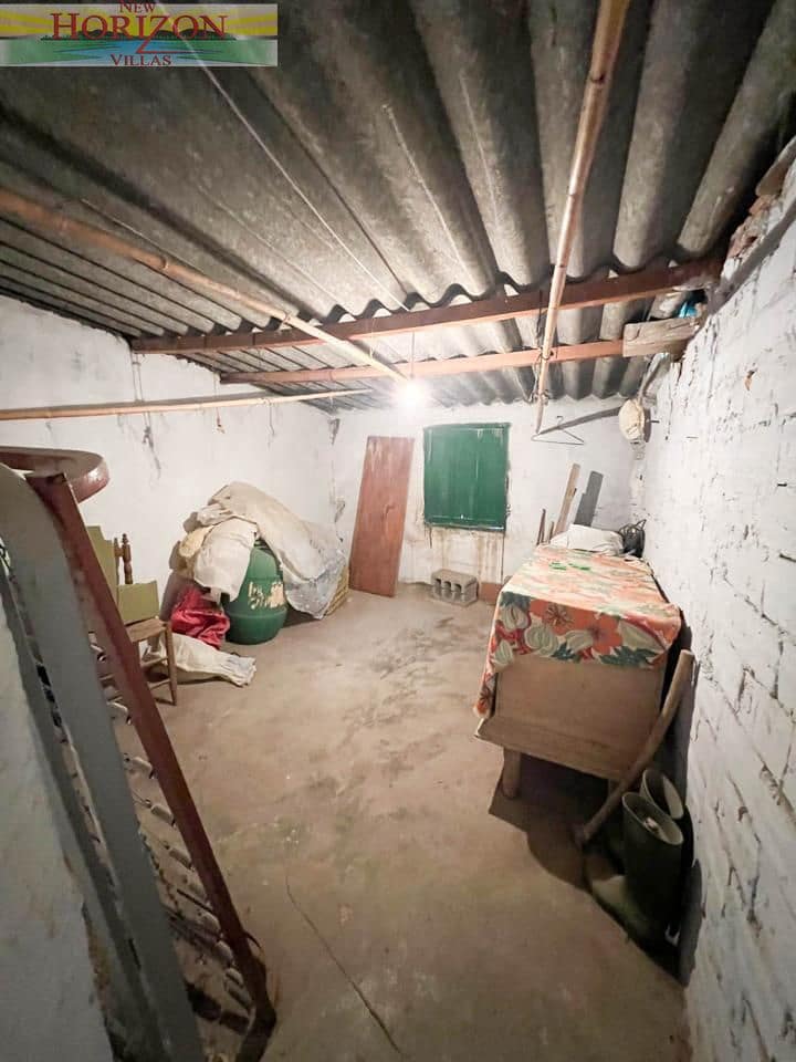 Chalet de 3 habitaciones en Fines en venta - 28.000 € (Ref: 9724892)