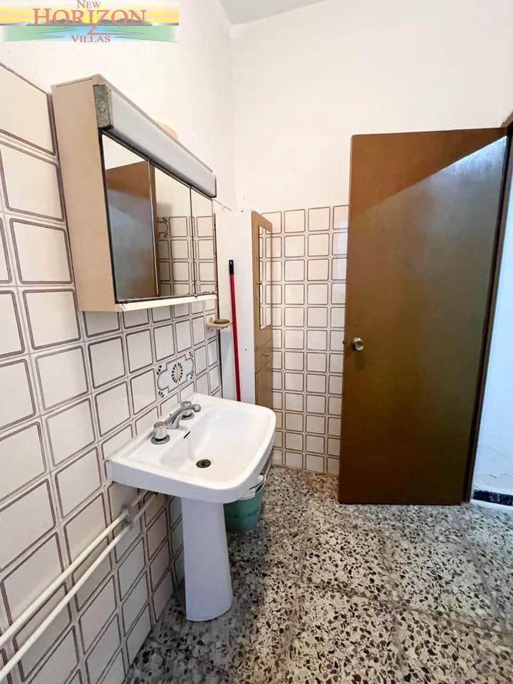 3 bedroom Villa for sale in Fines - € 28,000 (Ref: 9724892)