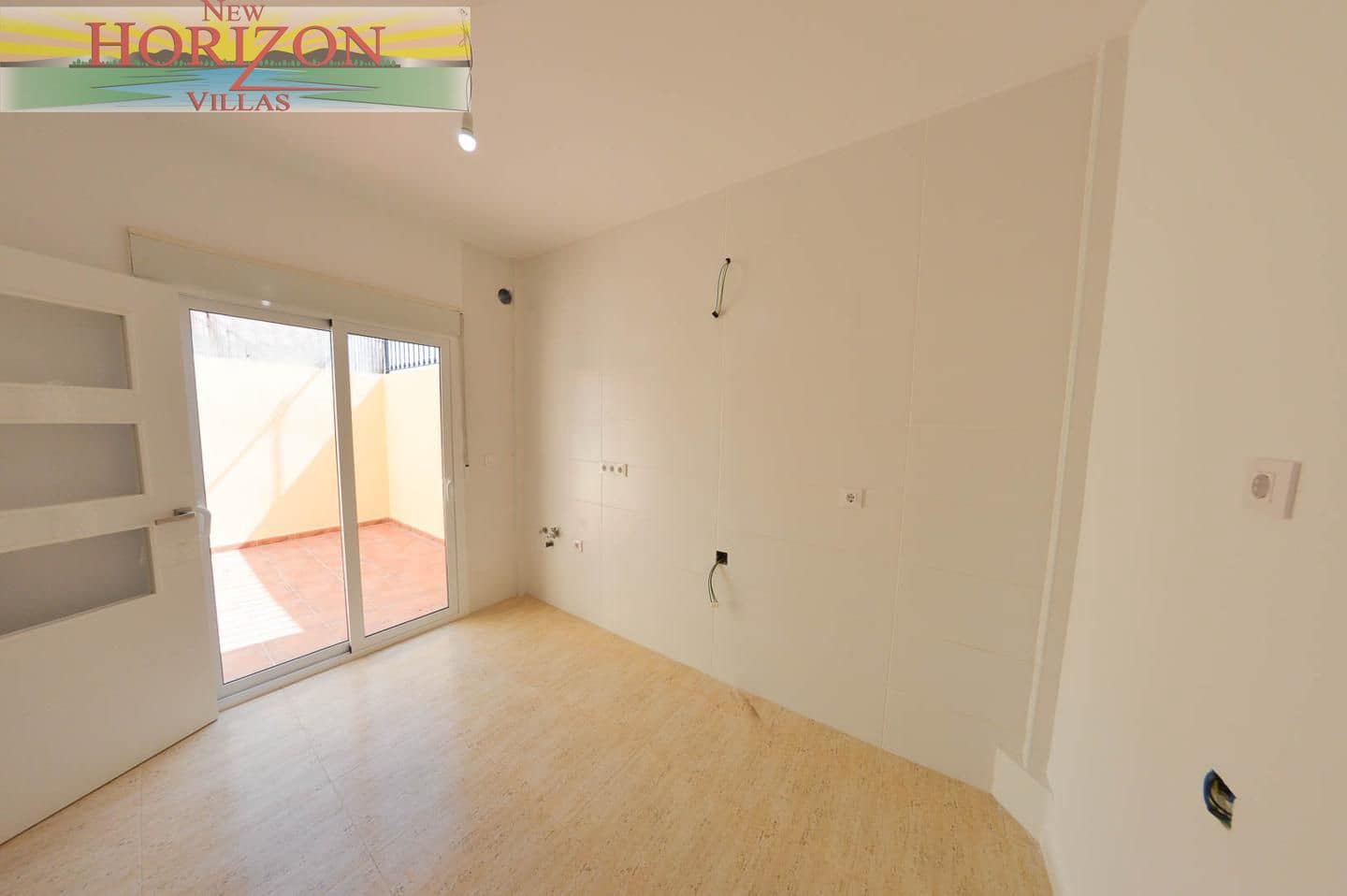 3 bedroom Flat for sale in La Alfoquia with garage - € 159,900 (Ref: 9724893)