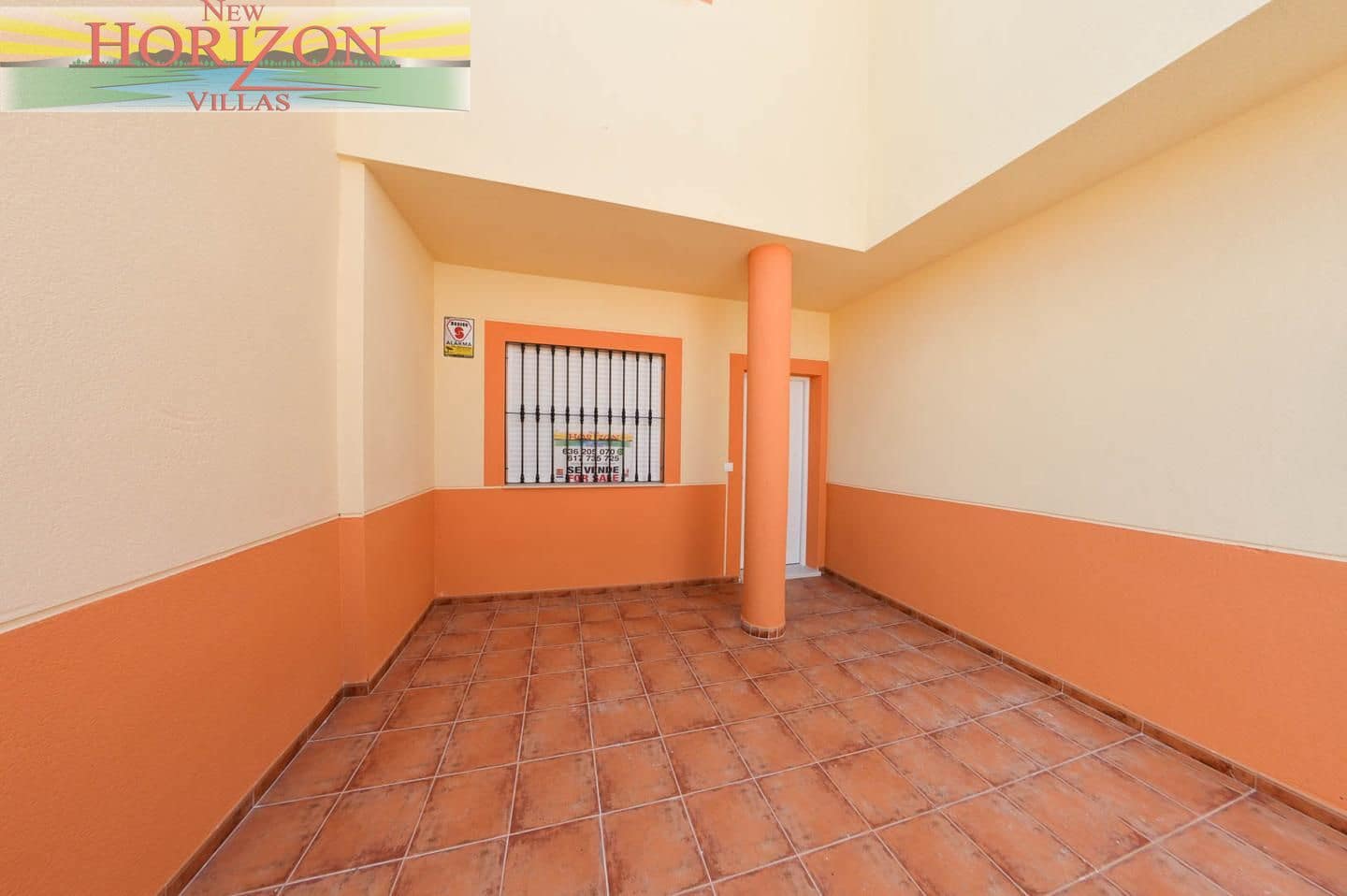 3 bedroom Flat for sale in La Alfoquia with garage - € 159,900 (Ref: 9724893)