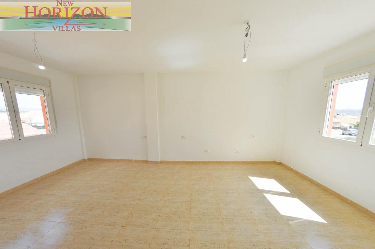 3 bedroom Flat for sale in La Alfoquia with garage - € 159,900 (Ref: 9724893)