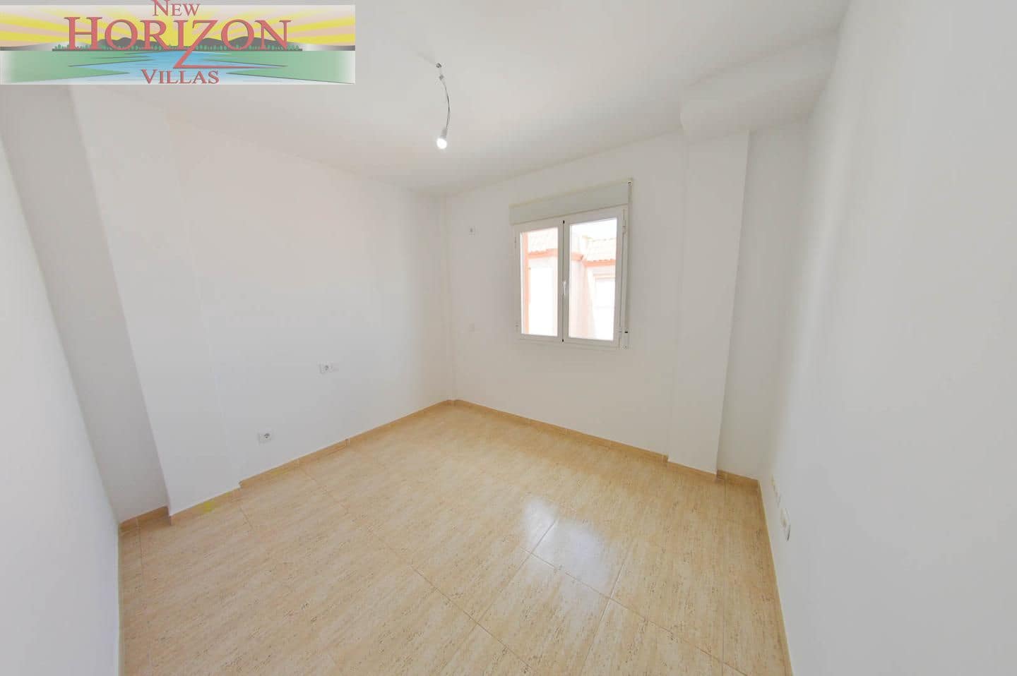 3 bedroom Flat for sale in La Alfoquia with garage - € 159,900 (Ref: 9724893)