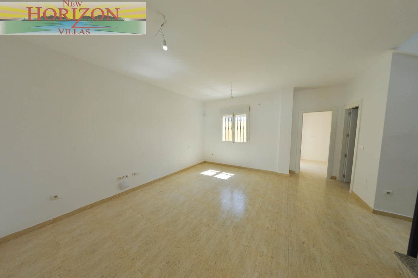 3 bedroom Flat for sale in La Alfoquia with garage - € 159,900 (Ref: 9724893)