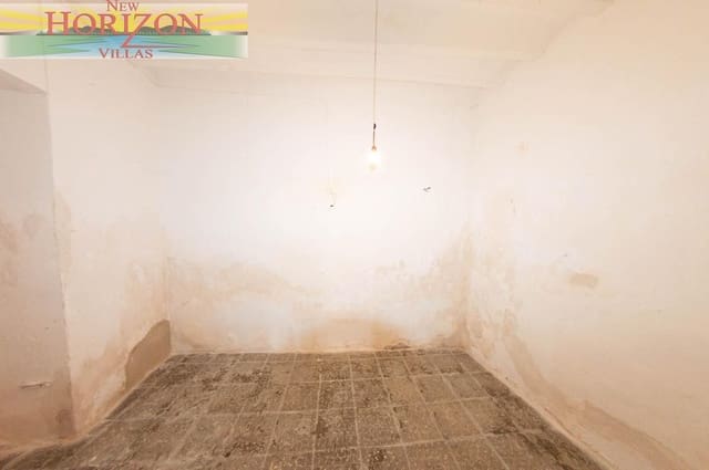 4 slaapkamer Finca/Landhuis te koop in Arboleas - € 60.000 (Ref: 9737166)