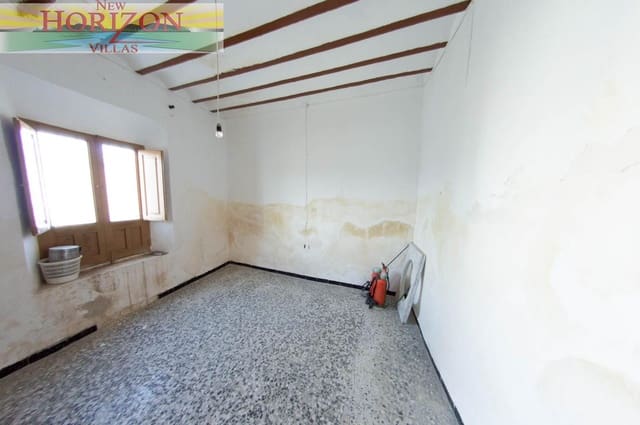 4 slaapkamer Finca/Landhuis te koop in Arboleas - € 60.000 (Ref: 9737166)